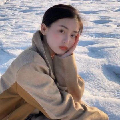 妹妹不停用白嫩大长腿挑逗哥哥的肉棒，这销魂滋味挡不住，鸡巴立马硬起来，顺从她的欲望坐鸡巴    🔯精选  🔯欧美 🔯口交 🔯无毛 🔯后入